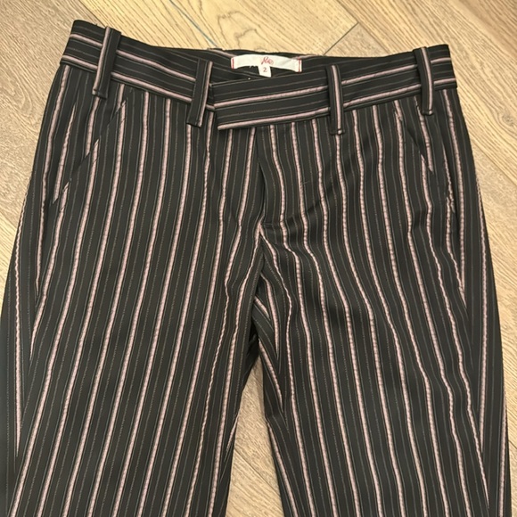 Very cute Joie wide bottom low cut pants worn twice - Picture 3 of 5